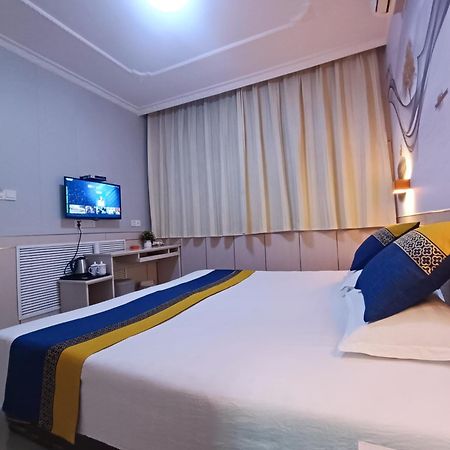Qufu Garden Hotel Exterior photo